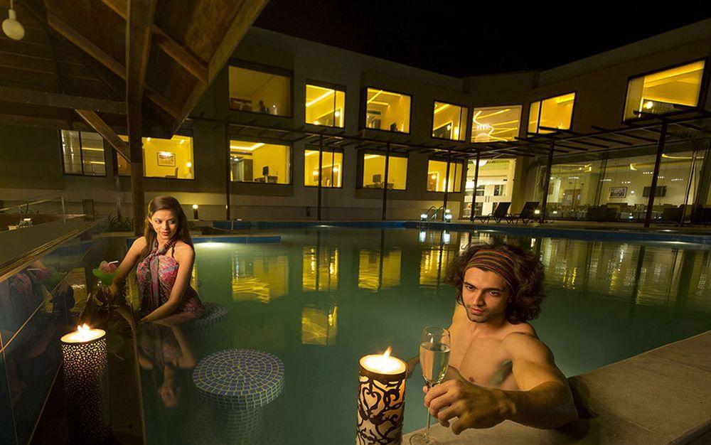 The Gold Beach Resort Daman Exterior photo