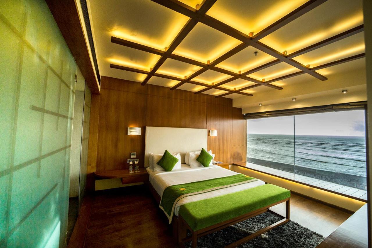 The Gold Beach Resort Daman Exterior photo