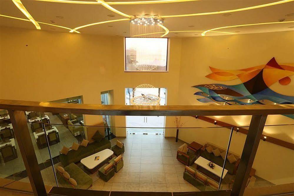 The Gold Beach Resort Daman Exterior photo